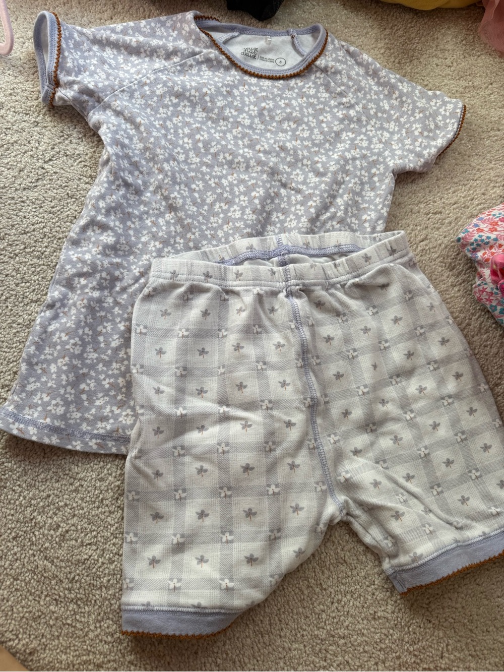 Deux Par Deux Kids Floral Short Pajama Set  (size 8)